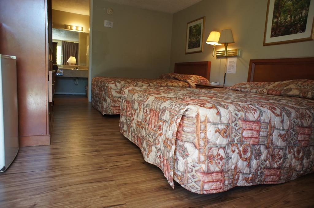 Executive Inn & Suites オレンジ エクステリア 写真