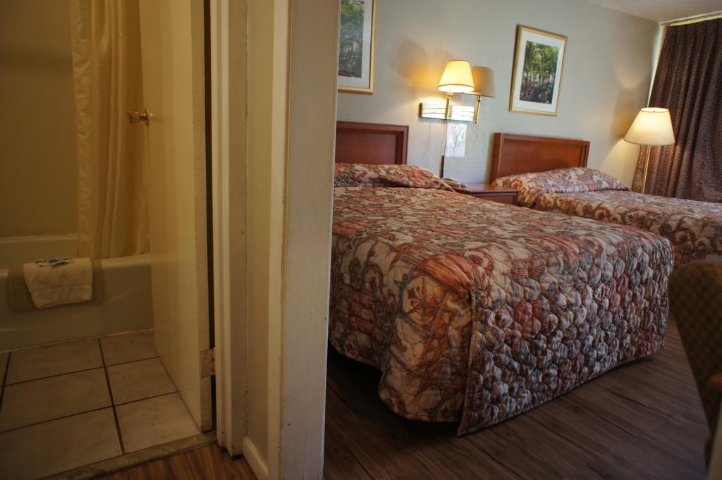 Executive Inn & Suites オレンジ エクステリア 写真