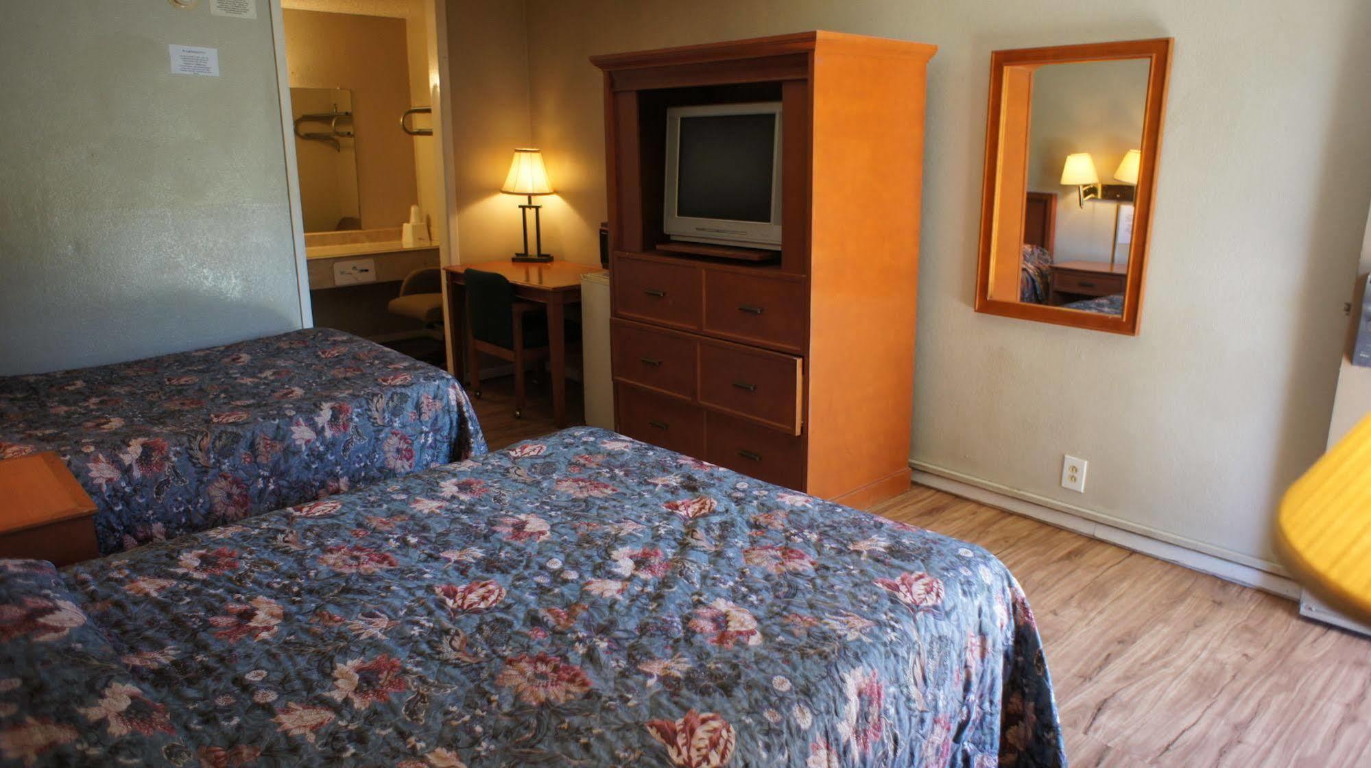 Executive Inn & Suites オレンジ エクステリア 写真